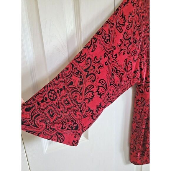 Chico's Travelers 2 Pullover Top Red/Black Abstract Print‎ Long Sleeves Stretch - Picture 3 of 4